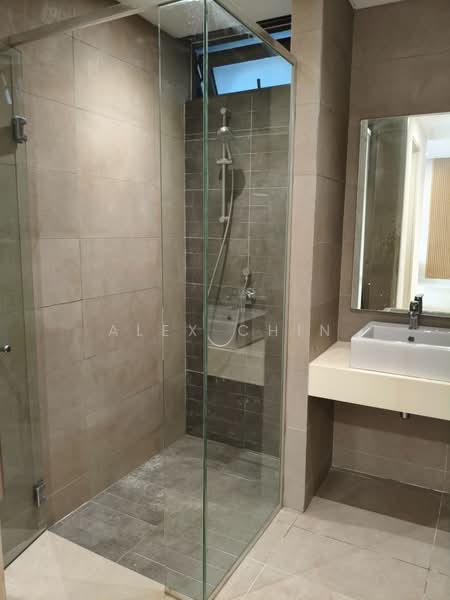 Kondominium untuk Disewa di Vivo Residential Suites - Alex Chin - Bathroom - PropertyGuru.com.my
