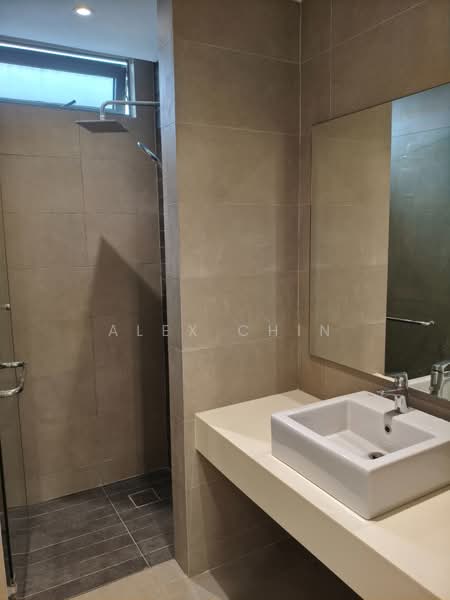 Kondominium untuk Disewa di Vivo Residential Suites - Alex Chin - Bathroom - PropertyGuru.com.my