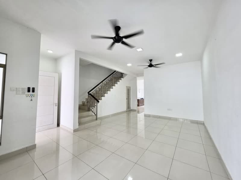 2-storey Terraced House for Sale in Bandar Dato Onn (Tebrau) - Yik Tat - PropertyGuru.com.my