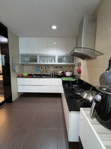 1.5-storey Terraced House for Sale in Taman Molek (Johor Bahru) - Sharon Lau - PropertyGuru.com.my
