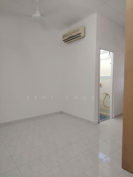 Apartment for Rent at Pangsapuri Mesra Jaya - Kent Chuah - Interior - PropertyGuru.com.my