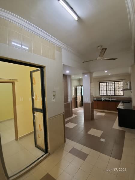 Rumah Teres 2 Tingkat untuk Disewa di Bandar Baru Bangi (Selangor) - Haziq Bohari - Kitchen - PropertyGuru.com.my