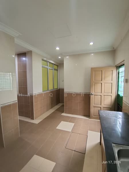 Rumah Teres 2 Tingkat untuk Disewa di Bandar Baru Bangi (Selangor) - Haziq Bohari - Kitchen - PropertyGuru.com.my