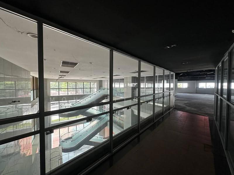 Retail Space for Rent in Petaling Jaya (Selangor) - Mohd Fitri MF - Interior - PropertyGuru.com.my