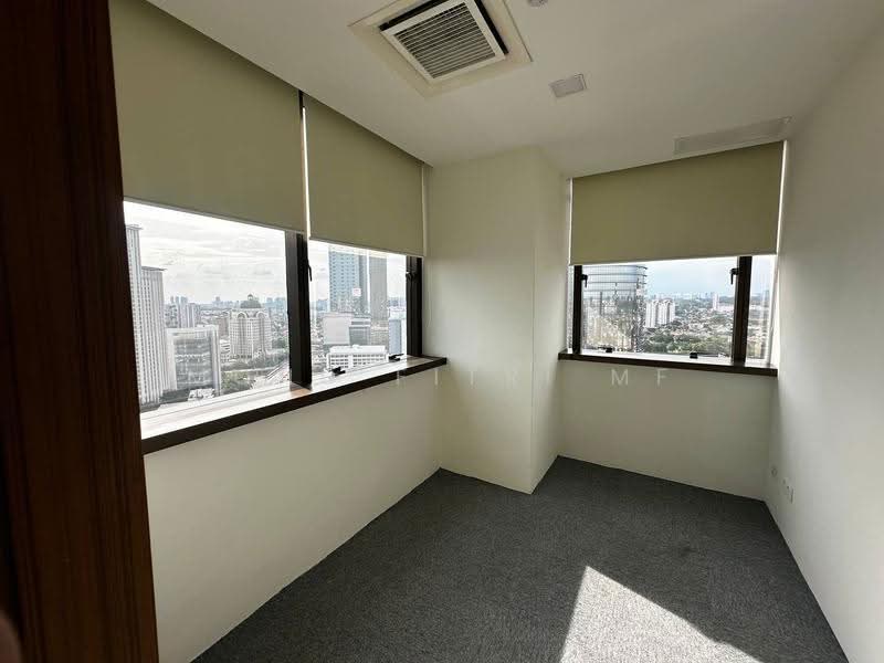 Ruang Niaga untuk Disewa di Petaling Jaya (Selangor) - Mohd Fitri MF - View - PropertyGuru.com.my