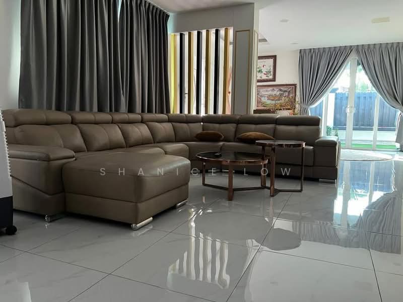 2-storey Terraced House for Sale in Bandar Puteri Puchong (Puchong) - Shanice Low - Living Room - PropertyGuru.com.my