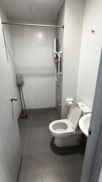 Townhouse for Sale in Kampung Sungai Kayu Ara (Petaling Jaya) - Eric Lim - Bathroom - PropertyGuru.com.my