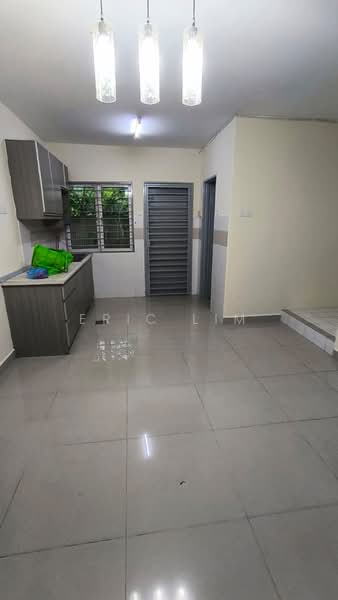 Townhouse for Sale in Kampung Sungai Kayu Ara (Petaling Jaya) - Eric Lim - Kitchen - PropertyGuru.com.my