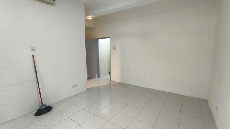Townhouse for Sale in Kampung Sungai Kayu Ara (Petaling Jaya) - Eric Lim - Interior - PropertyGuru.com.my