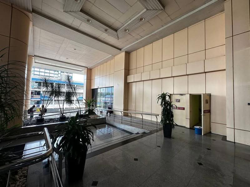 Ruang Niaga untuk Disewa di Petaling Jaya (Selangor) - Mohd Fitri MF - Entrance - PropertyGuru.com.my
