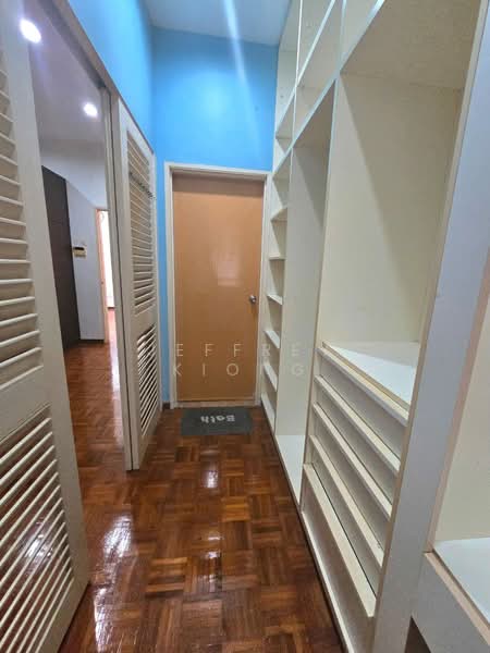 Rumah Teres 2 Tingkat untuk Dijual di Taman Damansara Aliff (Tampoi) - Jeffrey Kiong - Corridor - PropertyGuru.com.my