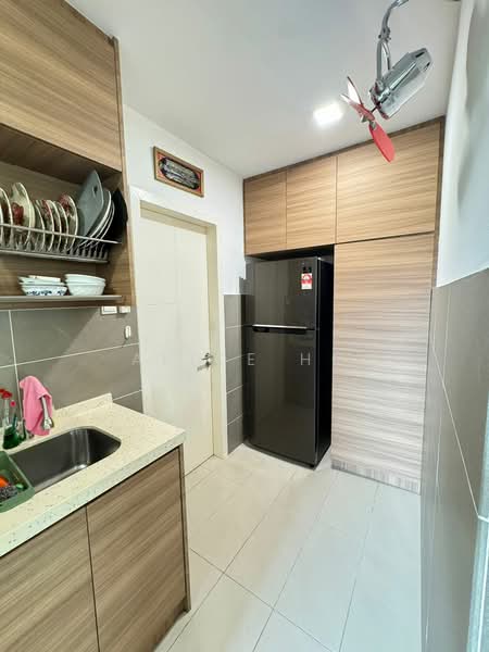 Service Residence for Sale at The Potpourri - Alice Ho - Kitchen - PropertyGuru.com.my