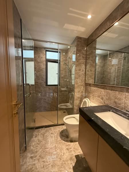 Service Residence for Rent at R&F Princess Cove Phase 1 - Ken Sim - Bathroom - PropertyGuru.com.my