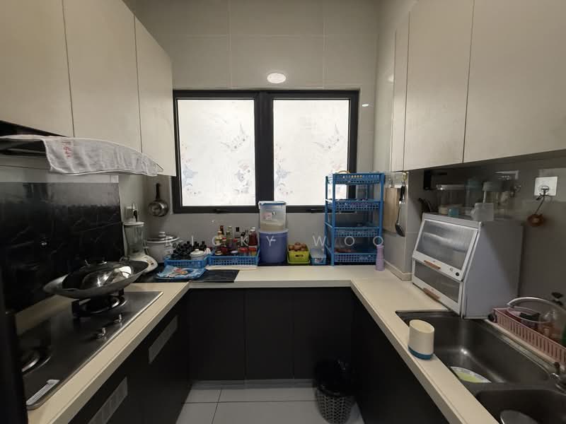 Condominium for Sale at Amberside @ Country Garden Danga Bay - Ricky Woo - Kitchen - PropertyGuru.com.my
