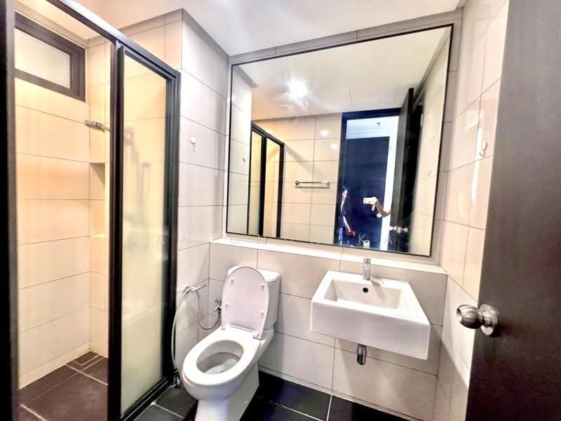 Service Residence for Rent at The Tamarind - Gan Chun Kai - Bathroom - PropertyGuru.com.my