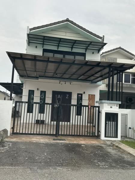2-storey Terraced House for Rent in Bandar Puncak Alam (Puncak Alam) - Norazrein Abdul Raman - Exterior - PropertyGuru.com.my