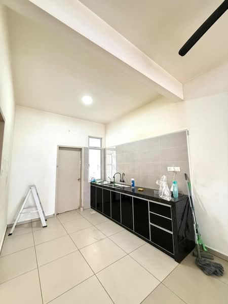 2-storey Terraced House for Sale in Taman Serimbun (Iskandar Puteri (Nusajaya)) - Ann . - Kitchen - PropertyGuru.com.my