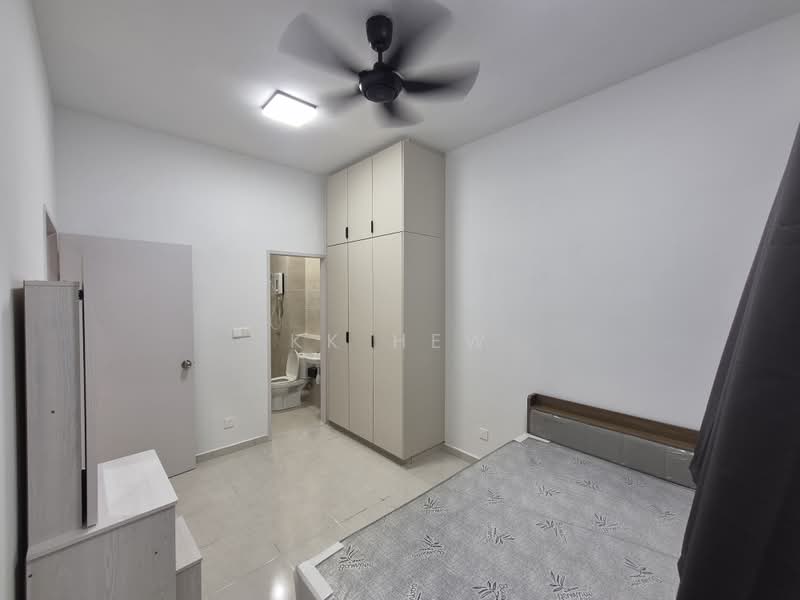 Kondominium untuk Disewa di Residensi Begonia - KK HEW - Bedroom - PropertyGuru.com.my