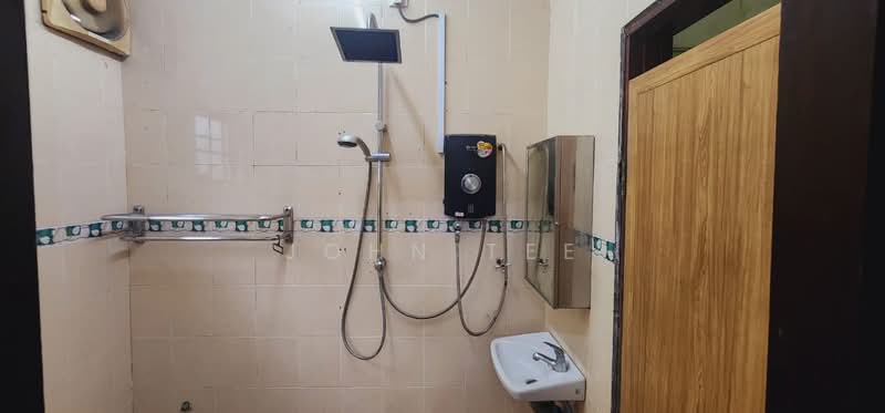 Rumah Teres 2 Tingkat untuk Dijual di Kampung Raja Uda (Port Klang (Pelabuhan Klang)) - John Tee - Bathroom - PropertyGuru.com.my
