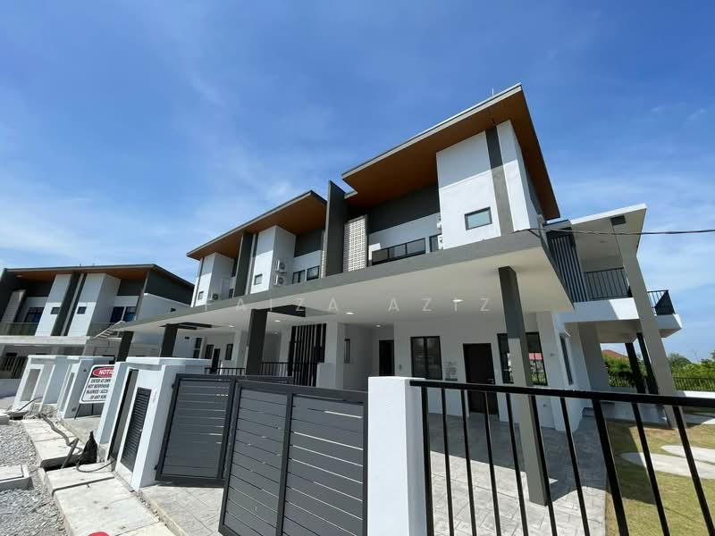 Rumah Teres 2 Tingkat untuk Dijual di Bandar Baru Bangi (Selangor) - Faiza Aziz - Exterior - PropertyGuru.com.my