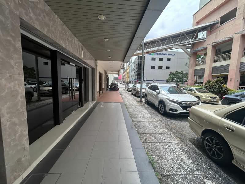 Kedai / Pejabat untuk Dijual di Kelana Jaya (Petaling Jaya) - Jaze Ong - Exterior - PropertyGuru.com.my