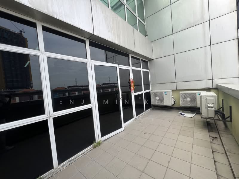 Kedai / Pejabat untuk Disewa di Puchong (Selangor) - Benjamin Khor - Exterior - PropertyGuru.com.my