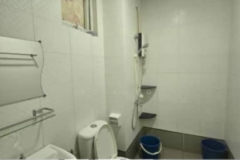 Service Residence for Sale at Seasons Amara Larkin - YC Fung - Bathroom - PropertyGuru.com.my