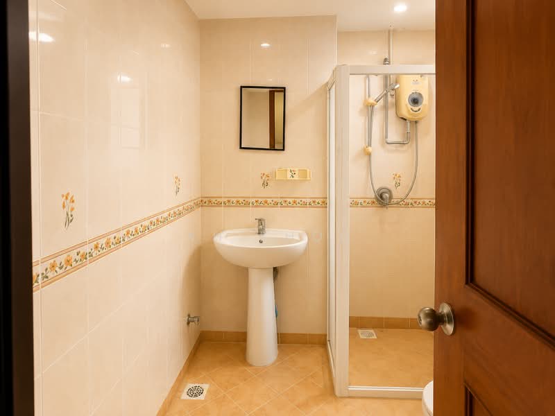 Condominium for Sale at Cyber Heights Villa - KH Khoo - Bathroom - PropertyGuru.com.my