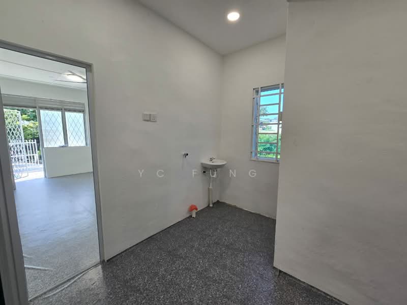 Rumah Teres 1 Tingkat untuk Disewa di Taman Johor Jaya (Johor Bahru) - YC Fung - Interior - PropertyGuru.com.my