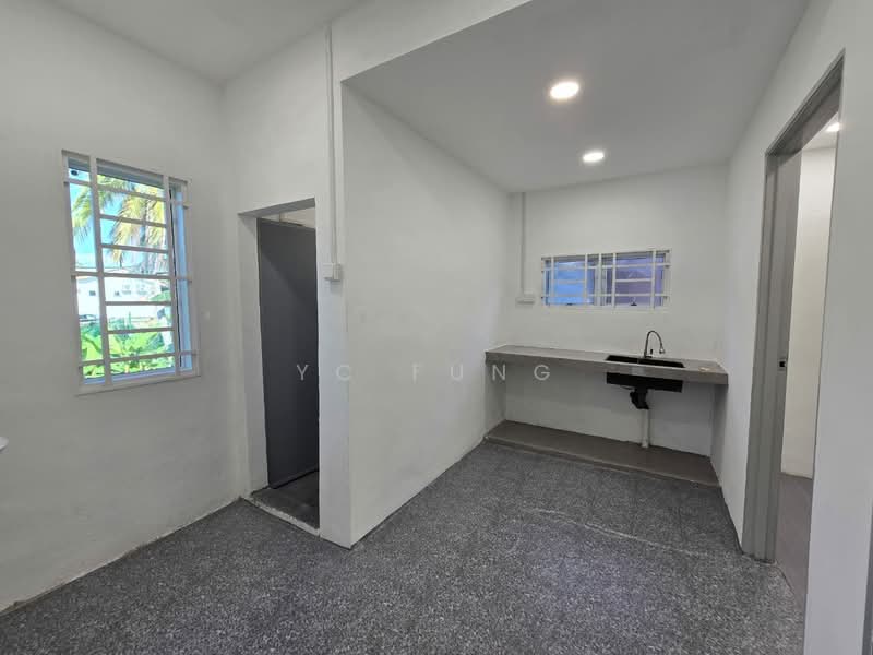 Rumah Teres 1 Tingkat untuk Disewa di Taman Johor Jaya (Johor Bahru) - YC Fung - Interior - PropertyGuru.com.my