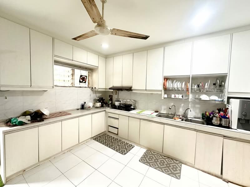 Rumah Teres 2 Tingkat untuk Dijual di Taman Selayang Indah (Selayang) - Tony Lau - Kitchen - PropertyGuru.com.my