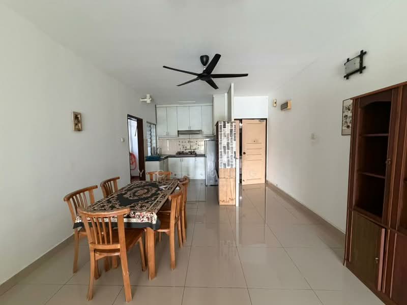 Apartment for Rent at Bistari Impian Apartment - YC Fung - Dining Room - PropertyGuru.com.my