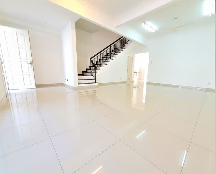 Rumah Teres untuk Disewa di Kemuning Utama (Shah Alam) - Henrick Tan - PropertyGuru.com.my
