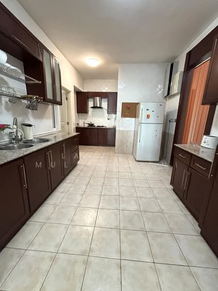 Kondominium untuk Disewa di La Grande Kiara - Lachman Mulchandani - Kitchen - PropertyGuru.com.my