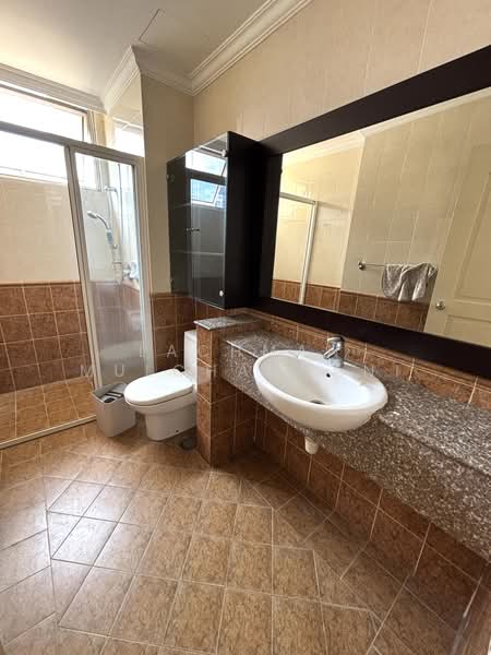 Kondominium untuk Disewa di La Grande Kiara - Lachman Mulchandani - Shared bathroom - PropertyGuru.com.my