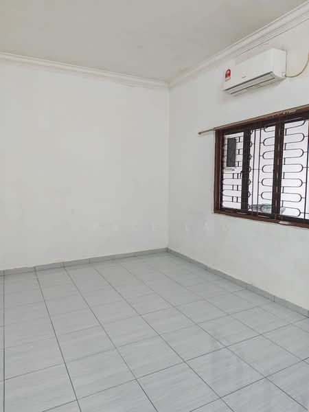 Rumah Teres untuk Disewa di Taman Abad (Johor Bahru) - Grace Lau - PropertyGuru.com.my