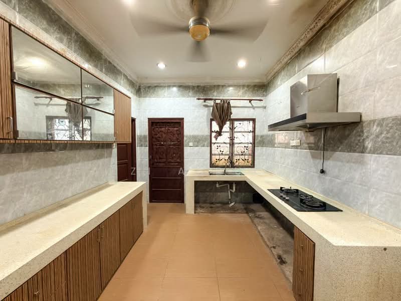 2-storey Terraced House for Sale in Bandar Tun Hussein Onn (Cheras) - Fauzi Abdullah - PropertyGuru.com.my