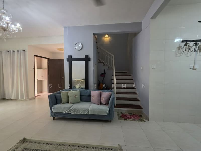 2-storey Terraced House for Sale in Taman Puchong Prima (Puchong) - Suzy Rahman - Living Room - PropertyGuru.com.my