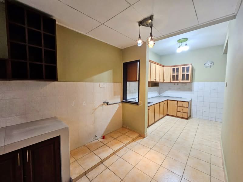 Rumah Teres 2 Tingkat untuk Dijual di Usj 16 (Subang Jaya) - Jason Ooi - Kitchen - PropertyGuru.com.my