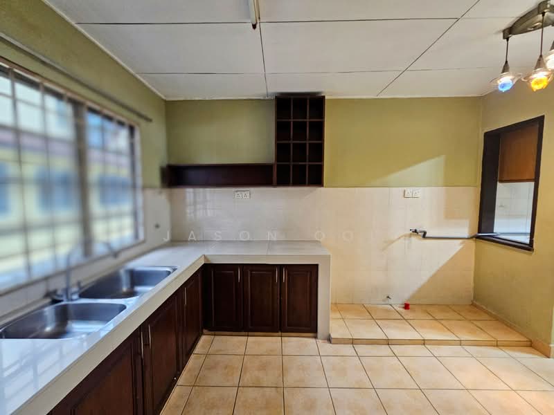 Rumah Teres 2 Tingkat untuk Dijual di Usj 16 (Subang Jaya) - Jason Ooi - Kitchen - PropertyGuru.com.my