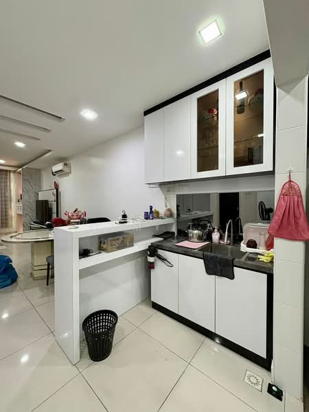2-storey Terraced House for Sale in Mutiara Rini (Skudai) - Tommy Tai - Kitchen - PropertyGuru.com.my