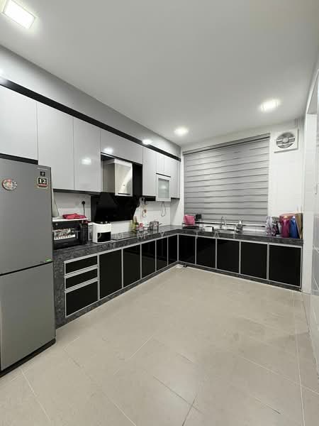 2-storey Terraced House for Sale in Mutiara Rini (Skudai) - Tommy Tai - Kitchen - PropertyGuru.com.my
