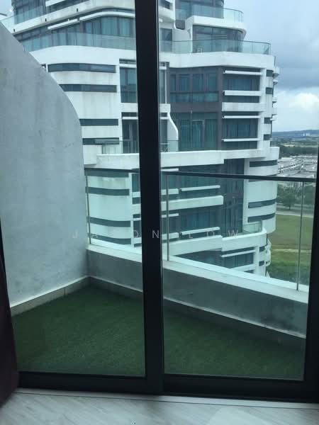 Servis Apartment untuk Disewa di Aragreens - Jason Low - Balcony - PropertyGuru.com.my