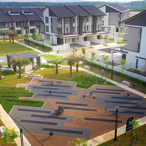 2-storey Terraced House for Sale in Bandar Tropicana Aman (Telok Panglima Garang) - Henrick Tan - Exterior - PropertyGuru.com.my