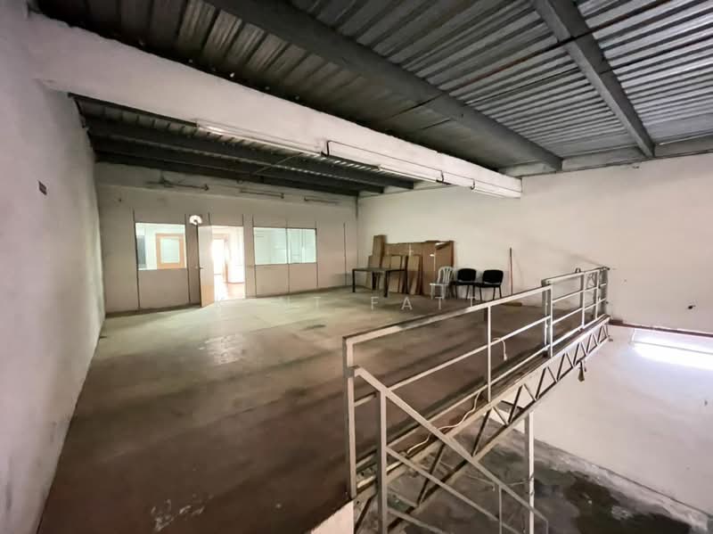 Factory for Sale in Taman Perindustrian Taming Jaya (Balakong) - Kent Fatt - Interior - PropertyGuru.com.my