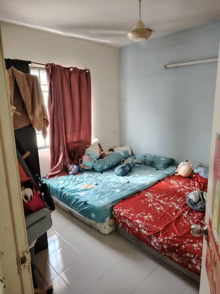 Rumah Flat untuk Dijual di Desa Ixora - Leong . - Bedroom - PropertyGuru.com.my