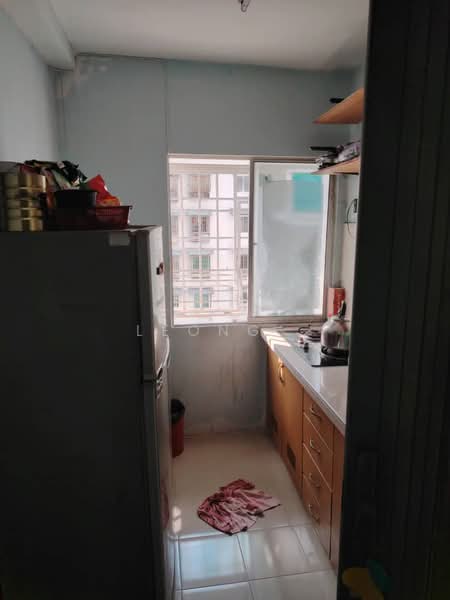 Rumah Flat untuk Dijual di Desa Ixora - Leong . - Kitchen - PropertyGuru.com.my
