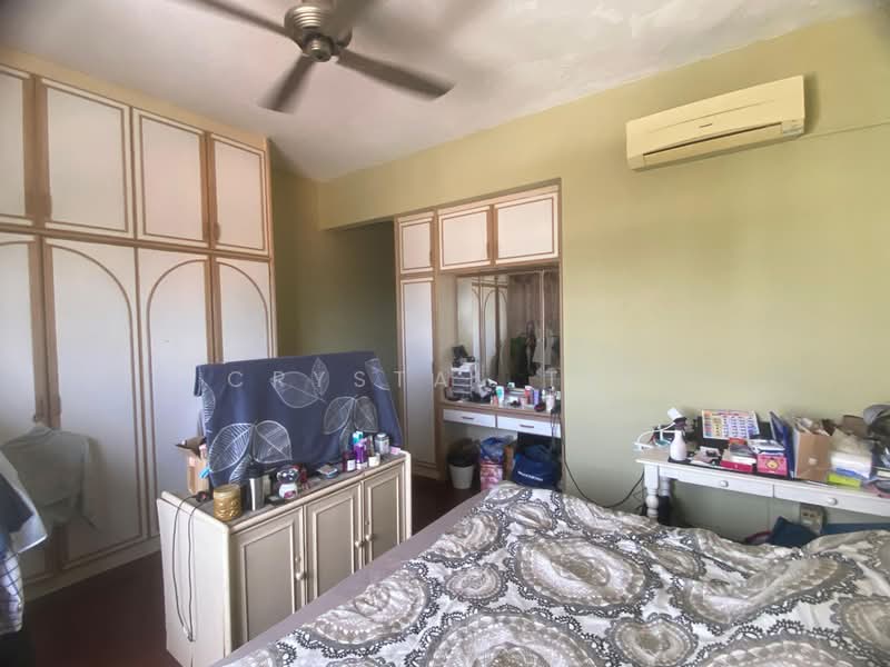 Kondominium untuk Dijual di Kondo Berjaya - Crystal Tee - Bedroom - PropertyGuru.com.my
