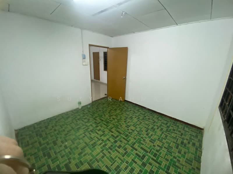 Flat for Sale at Kelumpuk Bambu - Suzy Rahman - Interior - PropertyGuru.com.my