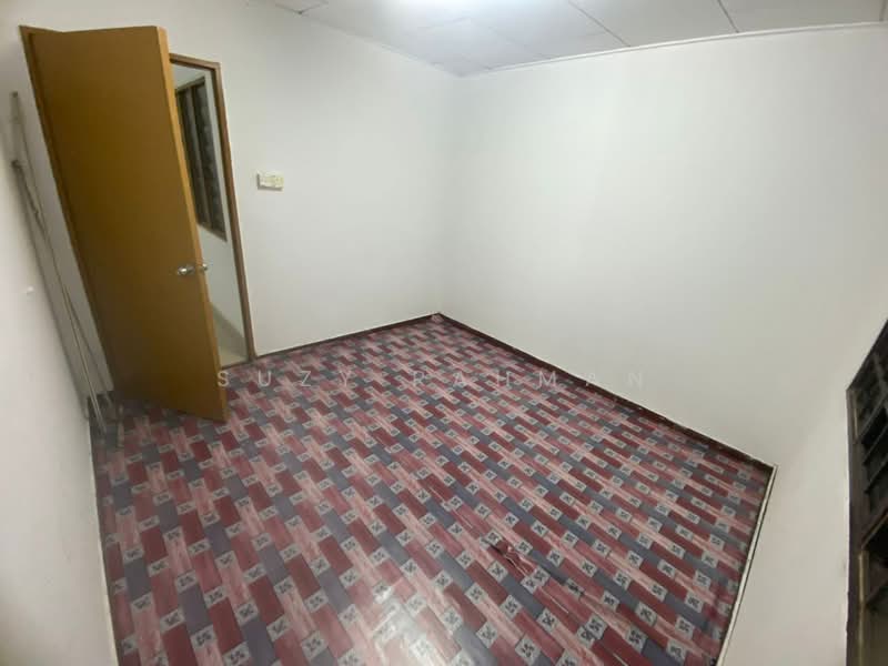 Flat for Sale at Kelumpuk Bambu - Suzy Rahman - Interior - PropertyGuru.com.my